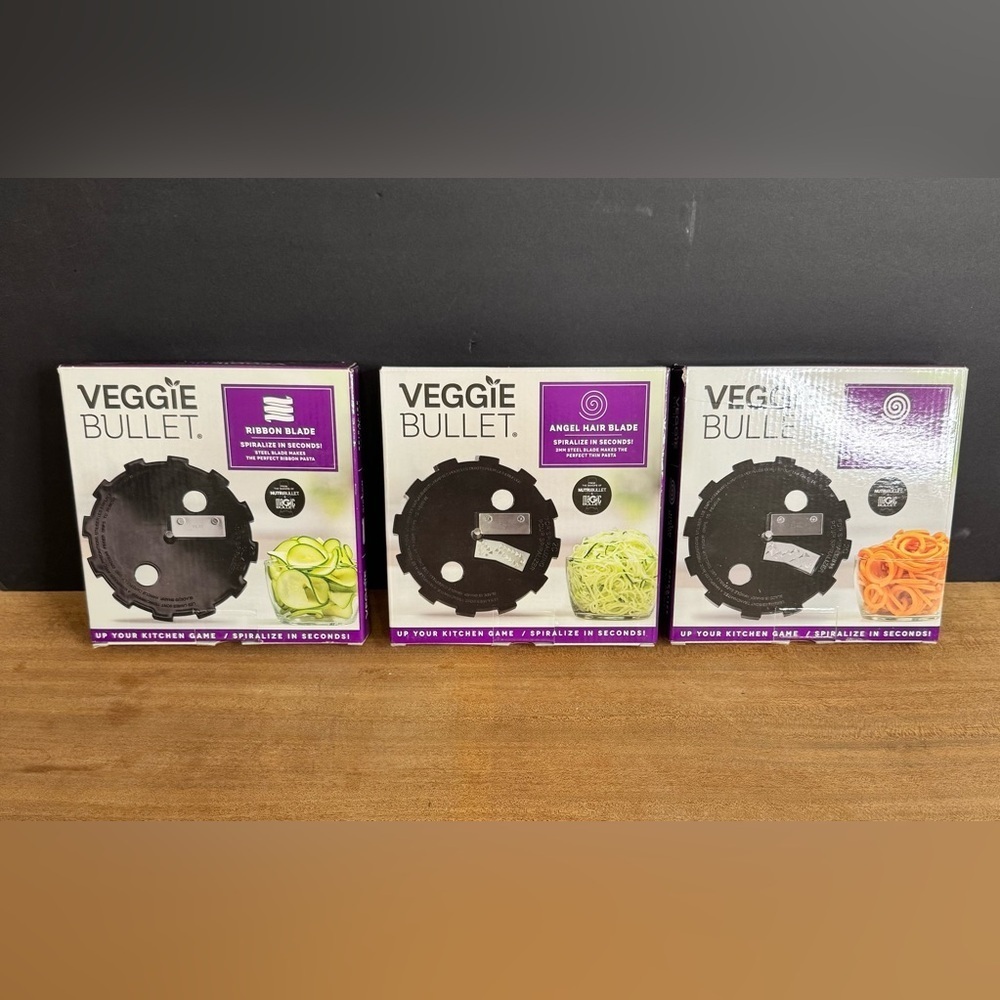 NIB Set Of 3 Veggie Bullet Attachments Angel Hair Blade Ribbon Blade Udon Blade